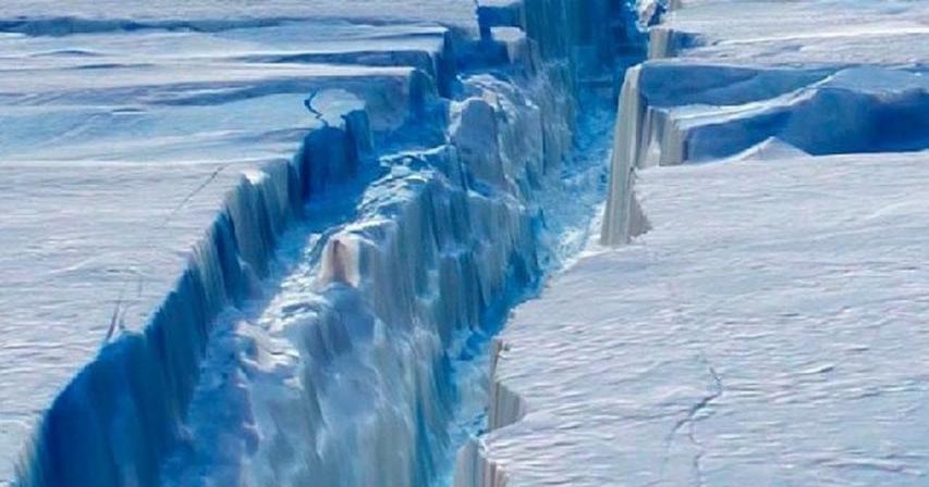 Antarctic Ice Burg
