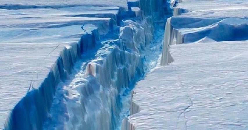 Antarctic Ice Burg