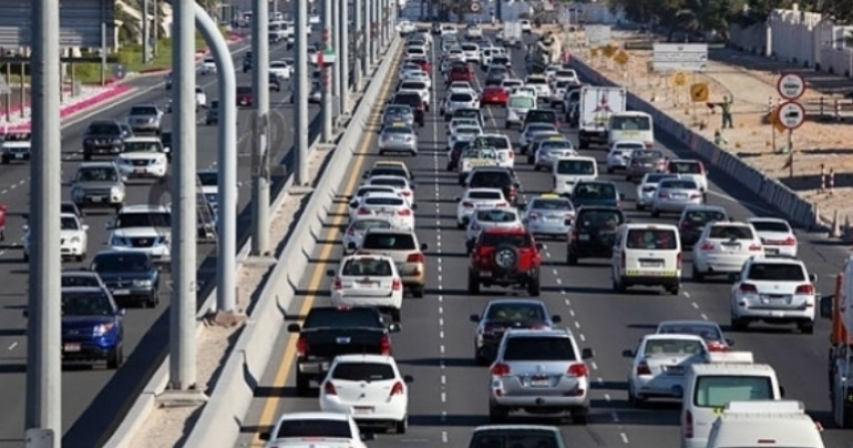 Dh3,000 fine and 24 traffic points for operating illegal taxis in Abu Dhabi