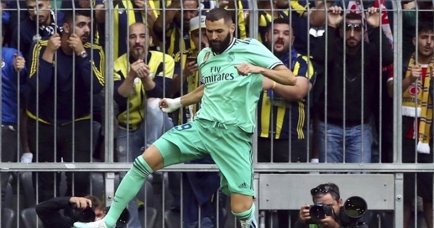 Benzema hat trick helps lift gloom at Real Madrid