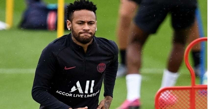 Barcelona to make offer to get Neymar on loan