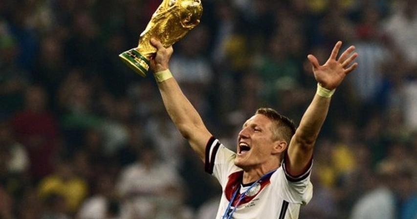 Schweinsteiger calls time on distinguished football vocation
