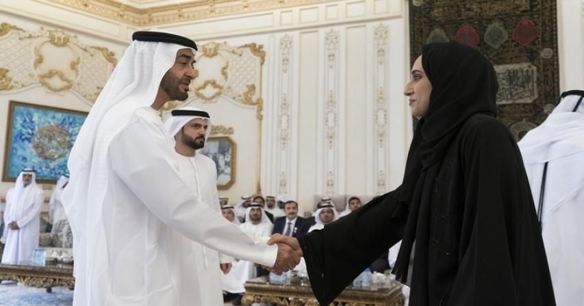 Sheik Mohamed meets delegates from 'top performing' UAE govt offices