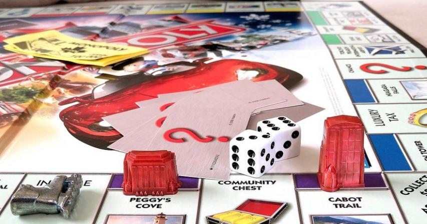 Dubai has its very own monopoly board, and we have never been this excited