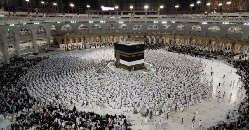  Pilgrims in Madinah 