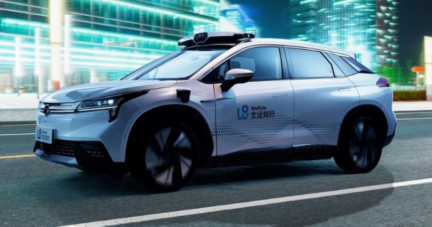UAE approves First License for Self-Driving Vehicles  