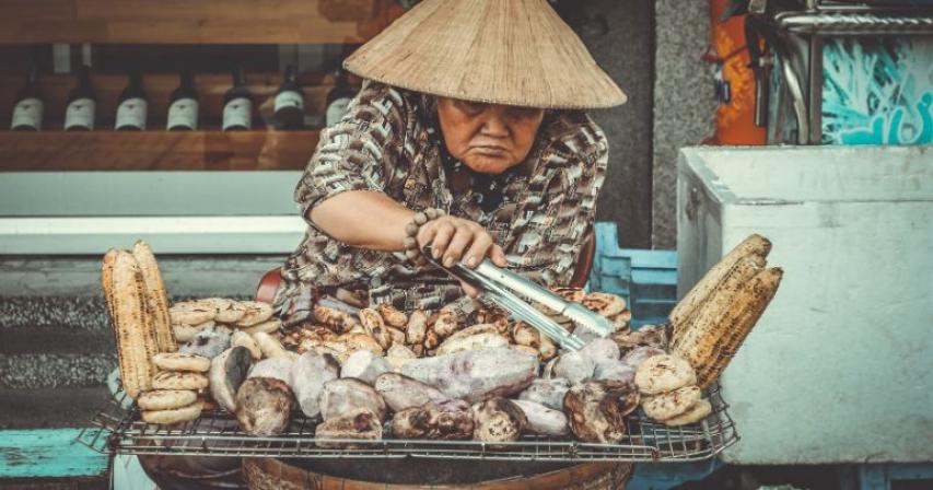 Exploring the Culinary Delights of Dubai's Food Market