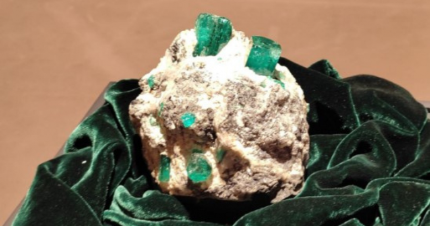 Piedra de la Vida Emerald Abu Dhabi Art Fair