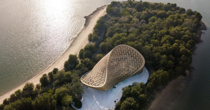 Explore UAE Islands: From Luxurious Retreats to Historical Marvels