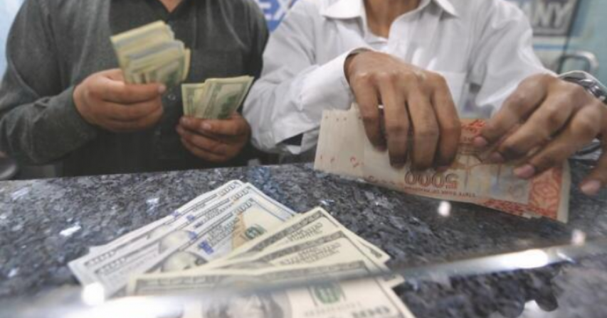 Pakistani expats remit money UAE