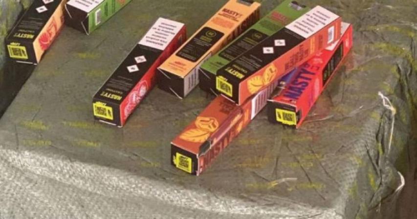 ajman-arrests-two-for-selling-illegal-e-cigarettes