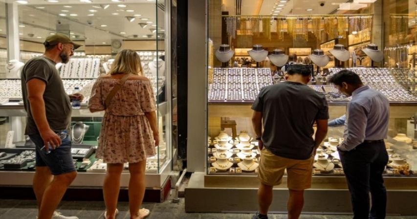 uae-gold-prices-jump-over-dh2-per-gram-reach-new-record