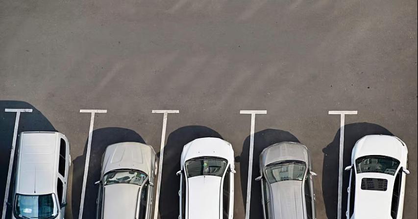 Sharjah announces unified SMS payment format for public parking users