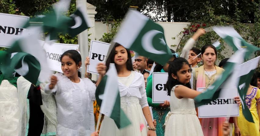 uae 5-year-multiple-entry-visa-pakistani-expats-welcome-move-plan-to-invest-bring-families