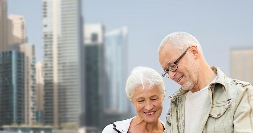 How do residents choose to live in the country after retiring?