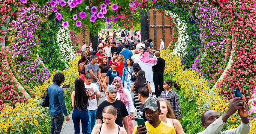 UAE residents make the best of free, discounted activities