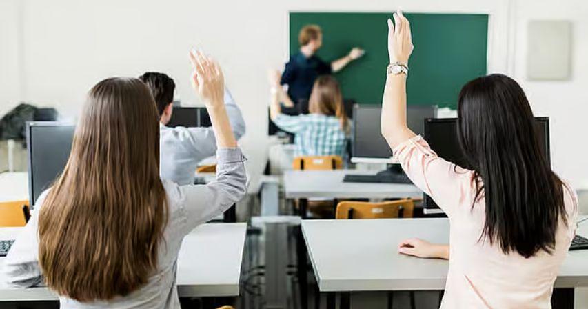 UAE resumes campus classes for practical courses March 30