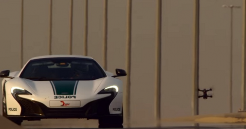 McLaren Dubai Police Car vs Drone – Who Wins?
