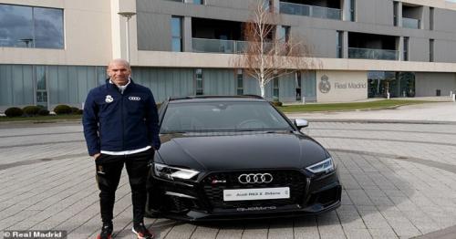 Christmas comes early for Real Madrid's first-team squad thanks to club sponsor Audi!