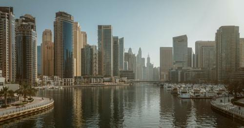 Discover the vibrant neighbourhoods of Dubai. 
