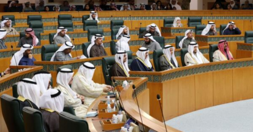 Kuwait approves new government amid political crisis