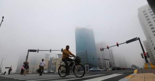 UAE weather: Red, yellow alerts issued for thick fog; rains expected in some areas