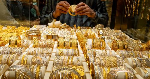 Dubai: Gold prices slip Dh1 per gram at opening of markets on first trading day
